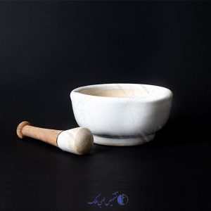 هاون سرامیکی با دسته چوبی